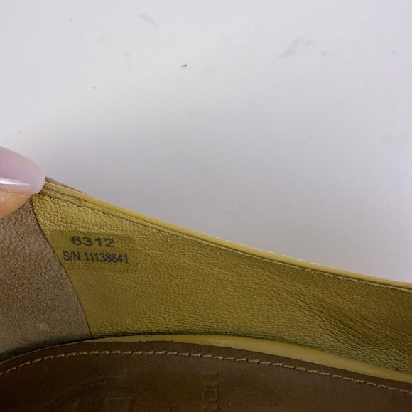 Tory Burch Womens Pumps Heels Yellow Peep Toe Patent Leather Stiletto Shoes 7M - Picture 10 of 14